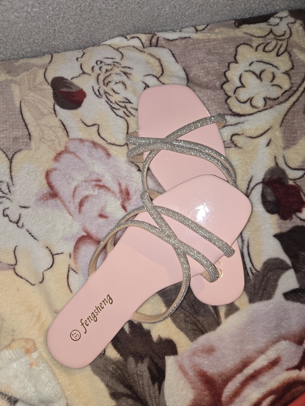 Fengsheng Pink Slide Sandals with Sparkle Straps